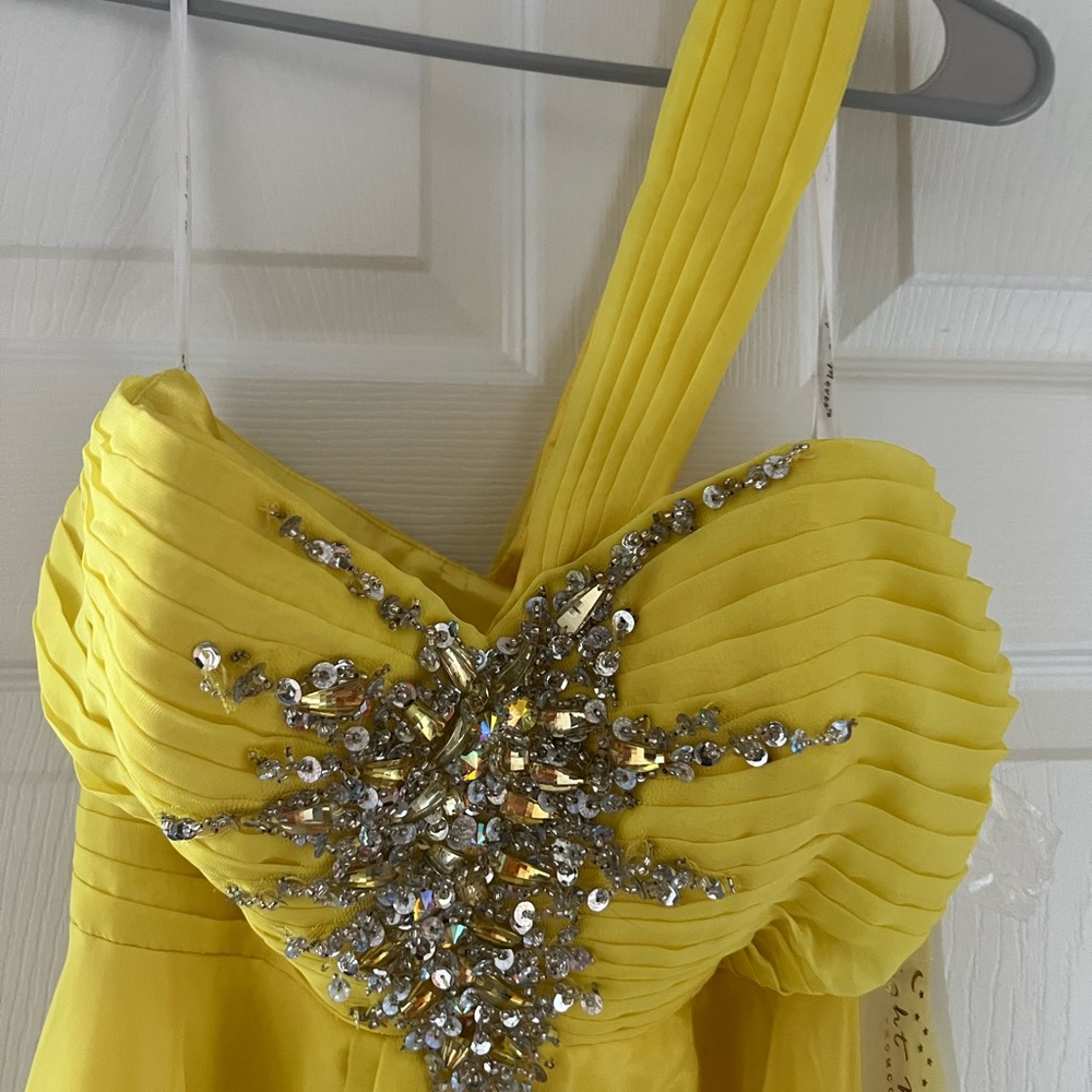 Prom Dress - Picture 2 of 3